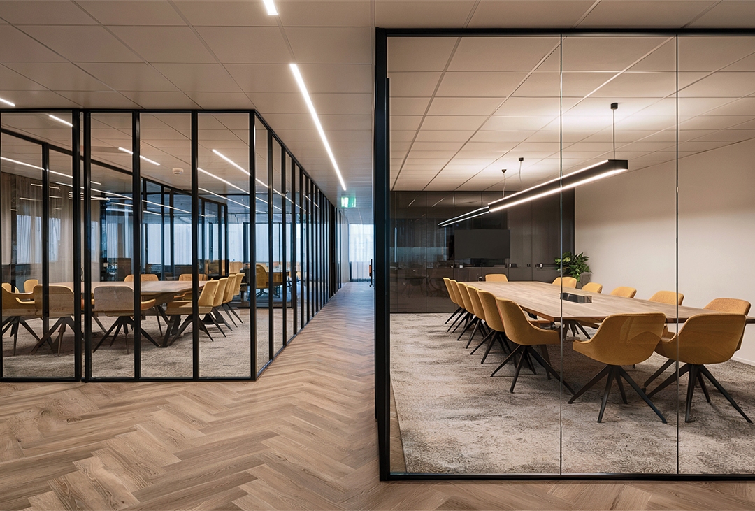 Business Center3